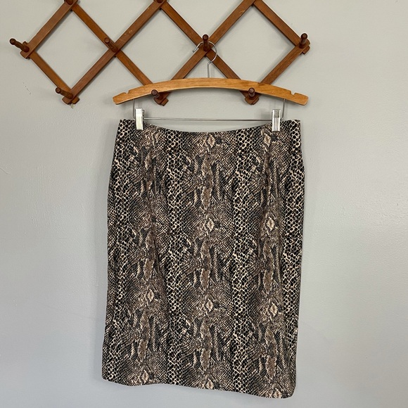 3/$25! Snake Skin Office Skirt - Picture 1 of 4